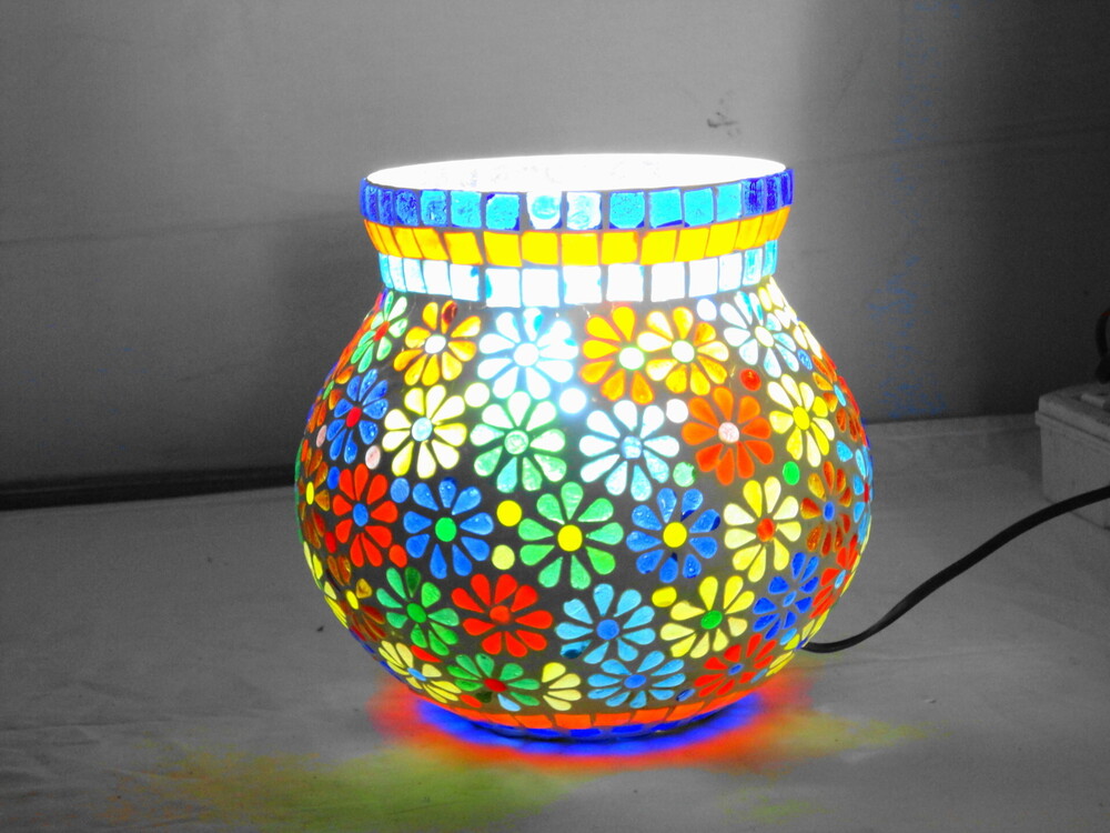 GGE 105 Mosaic Glass Floor Lamp