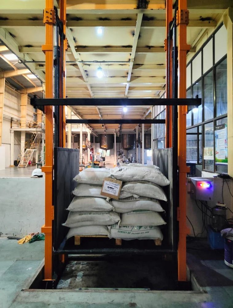 2-3 Ton Hydraulic Goods Lift