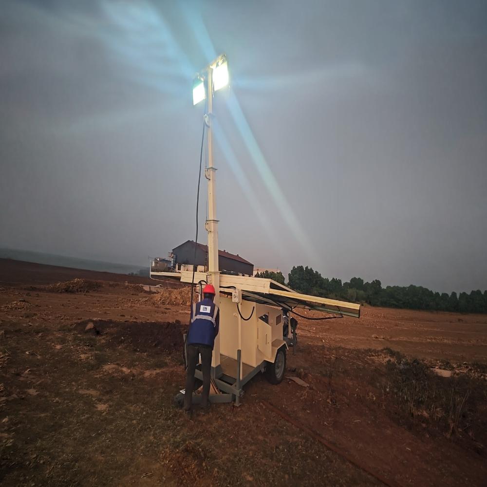 3 kW Telescopic Mobile Solar Tower Light with 9 Mtr. Mast