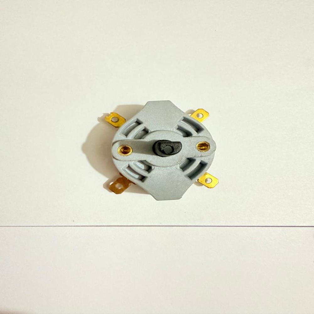 Rotary Switch 6amp - Contact Resistance: 250 Volt Per Ampere (V/a)