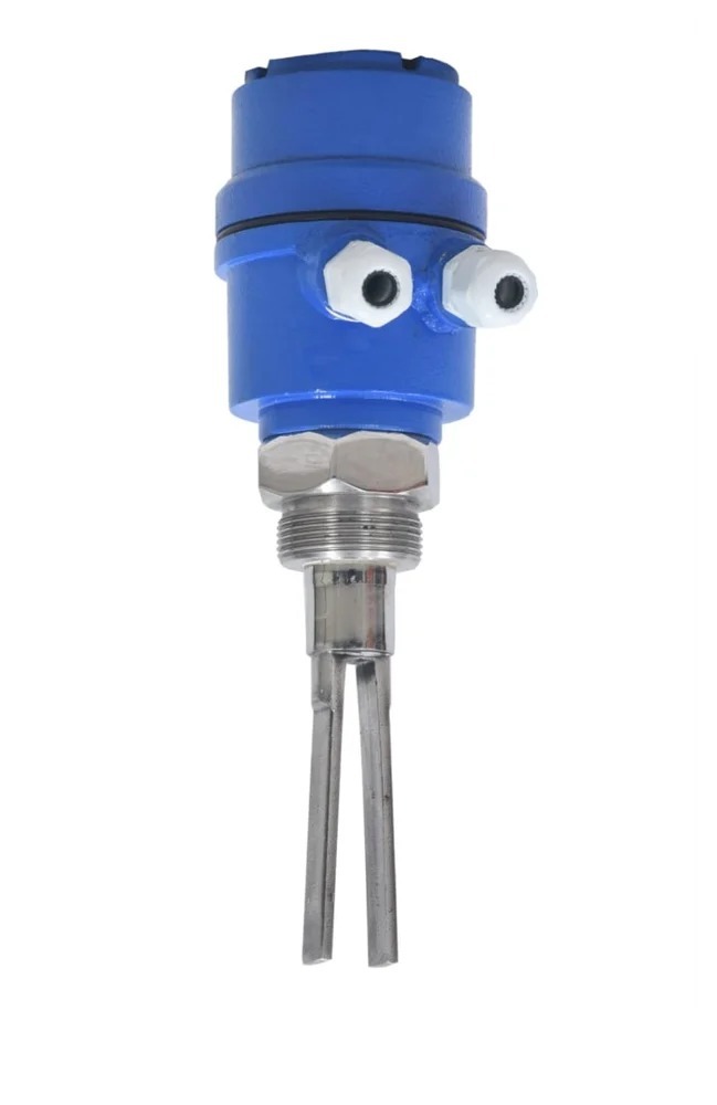 Vibrating Fork Level Switch - Features: Durable