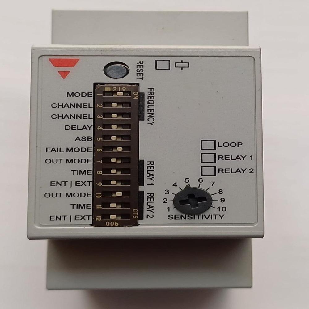 Vehicle Loop Detector - Frequency: 50 Hertz (Hz)