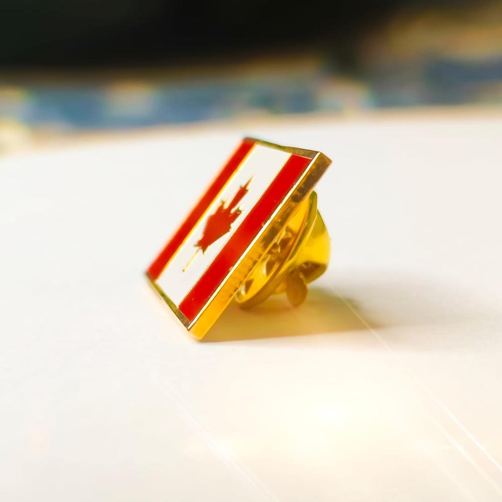 Canada Flag Badge - Badge Type: Pin