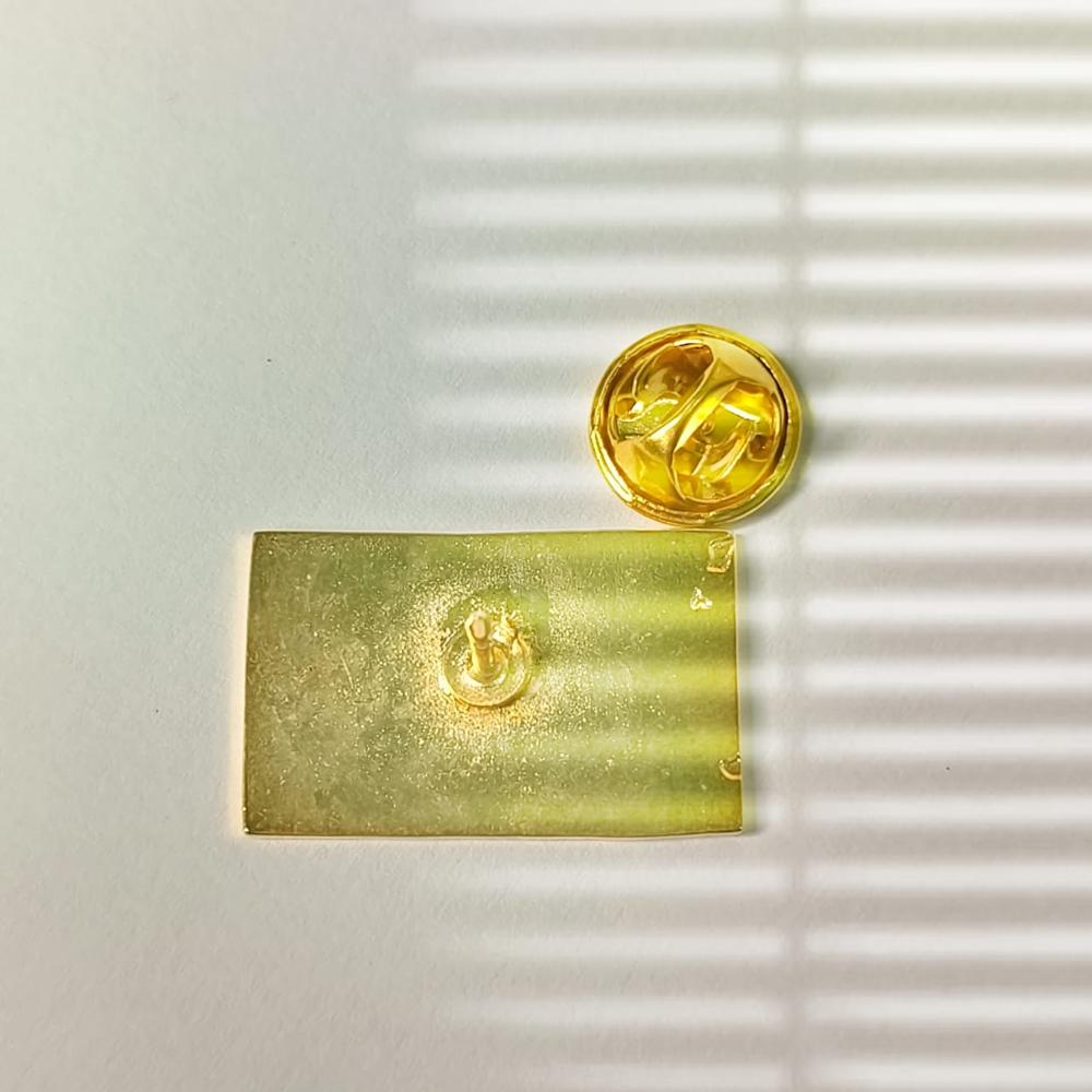 Canada Flag Badge - Badge Type: Pin