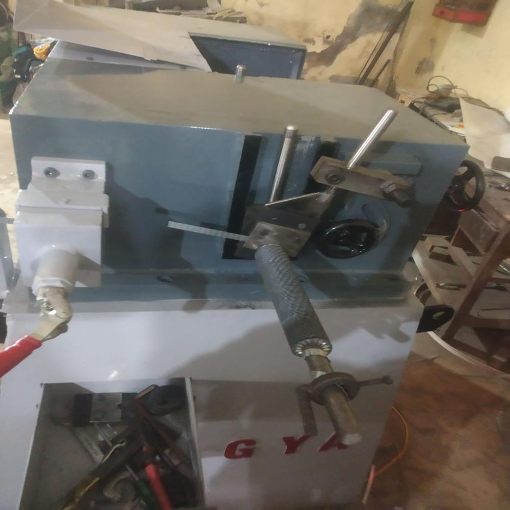 White & Gray Fin Tube Machine