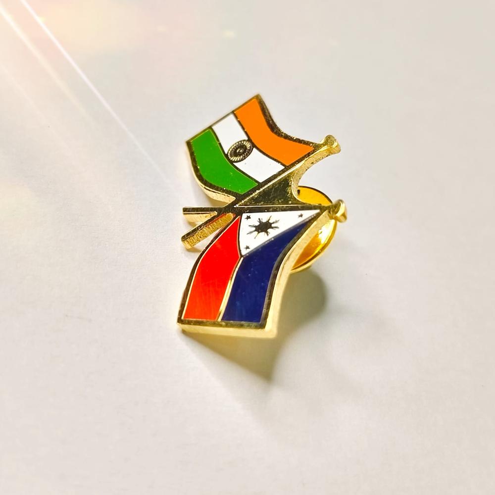 Friendship Country Flag Lapel Pin