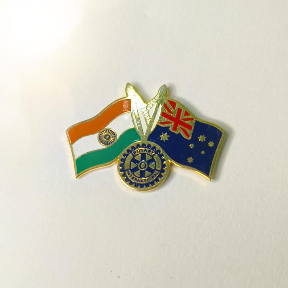 Friendship Country Flag Lapel Pin