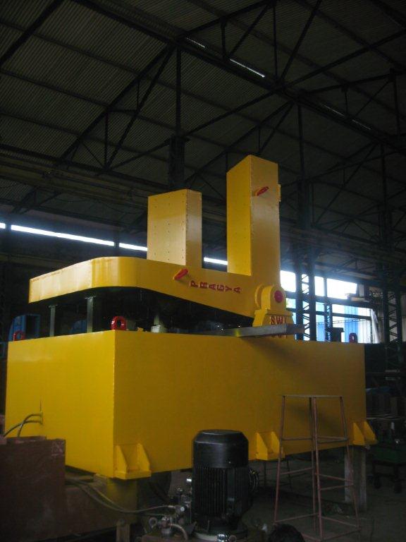 Industrial Hydraulic Coil Tilter