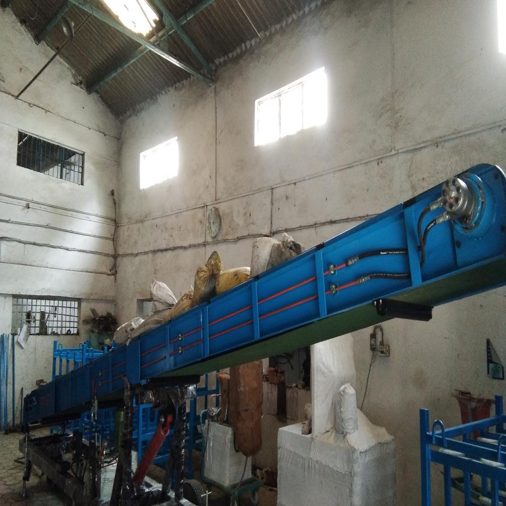 Telescopic Conveyor - Mild Steel-rubber, 50-100 Kilograms Load Capacity, Blue-black Color | Easy Installation, Corrosion Resistant, High Strength, Long Life