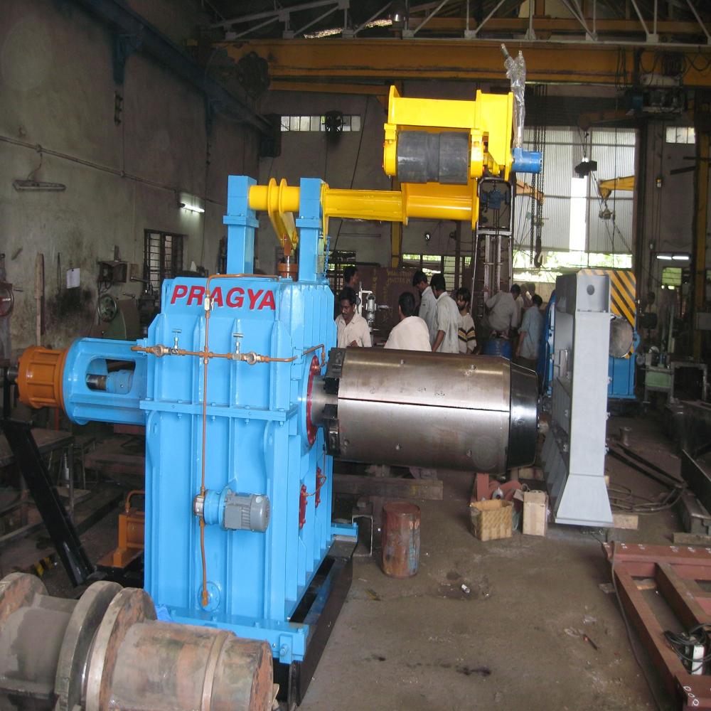 Easy To Operate Hydraulic Uncoiler Expand Machine