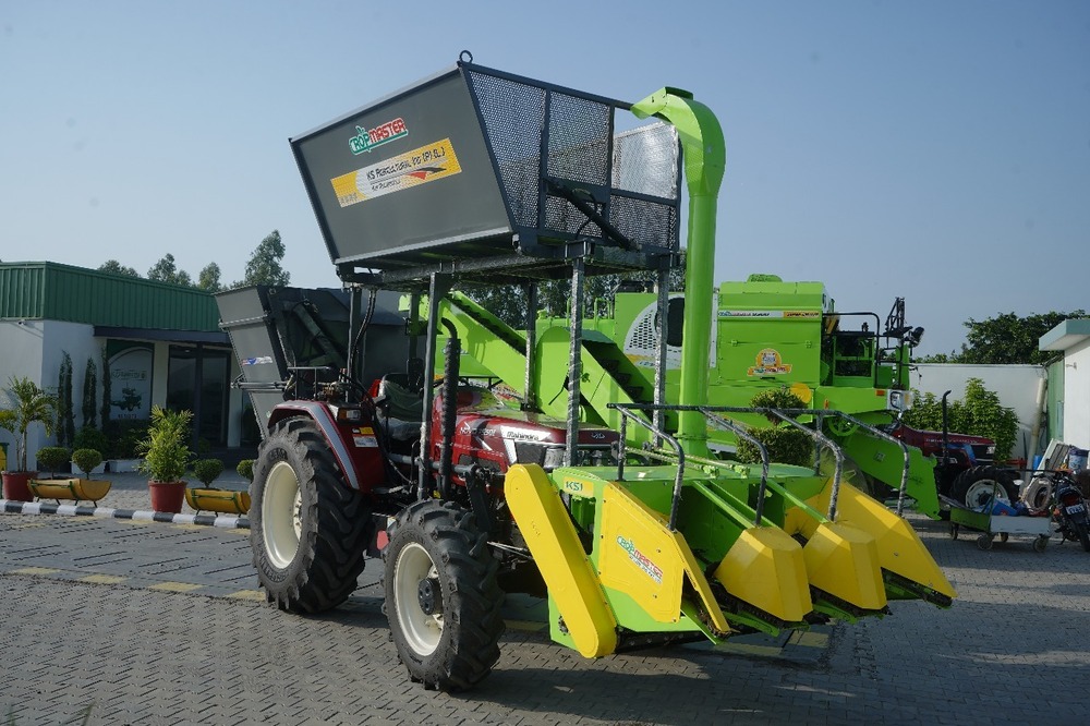 Corn Machine - Color: Multicolor  Paint Coated