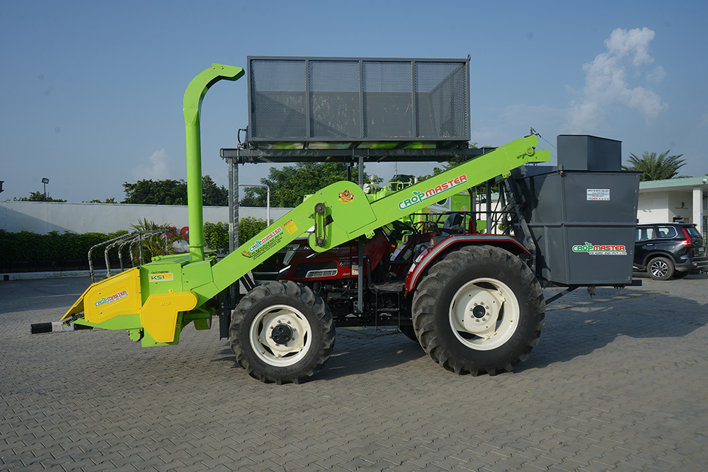 Corn Harvester - Color: Multicolor  Paint Coated