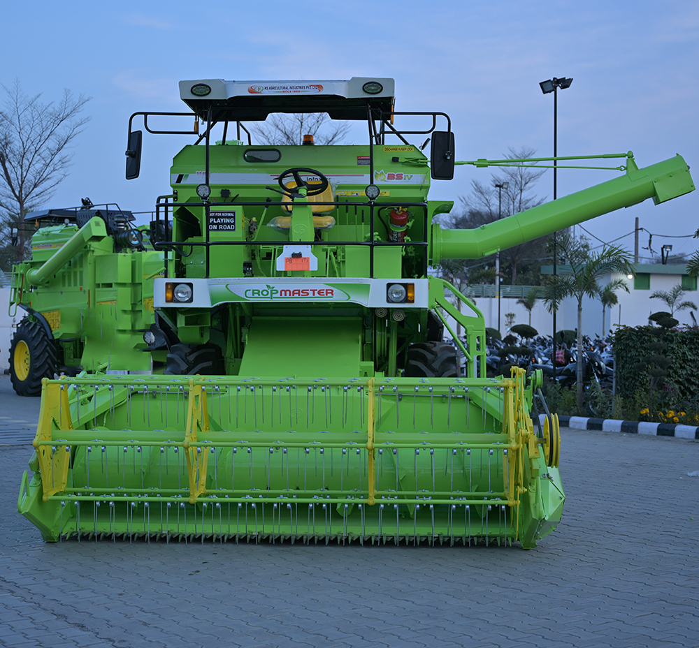 HW36 Super Deluxe Combine Harvester