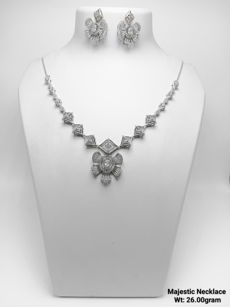 92.5% New Design Silver Majestic Nacklace