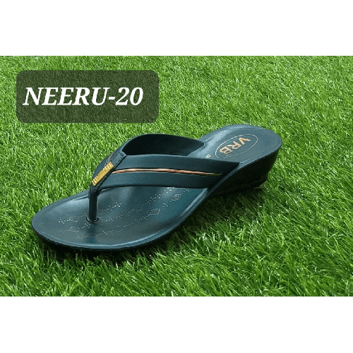Neeru Slipper - Color: Green