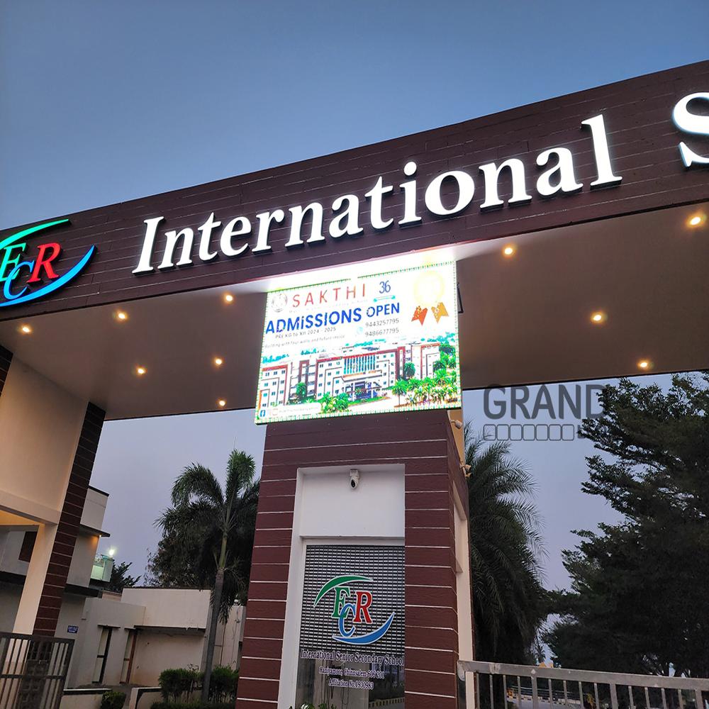 P4 Outdoor Led Video Wall Display - Application: Industrial