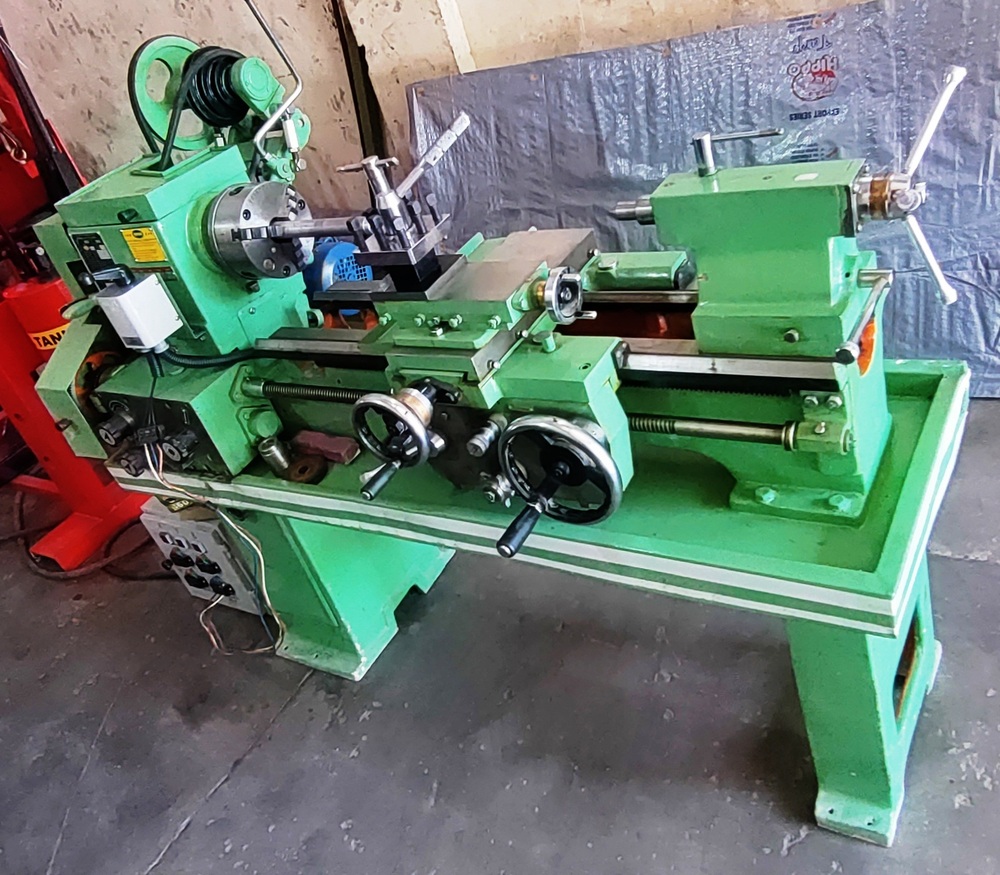 Light Duty Lathe - 25 Grade Cast Iron Bed, 180 Bhn Hardened Precision Engineering