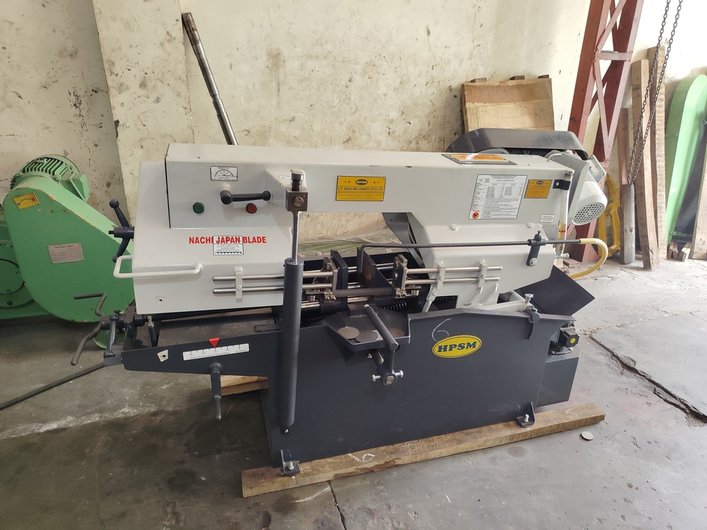 Band Saw Machine