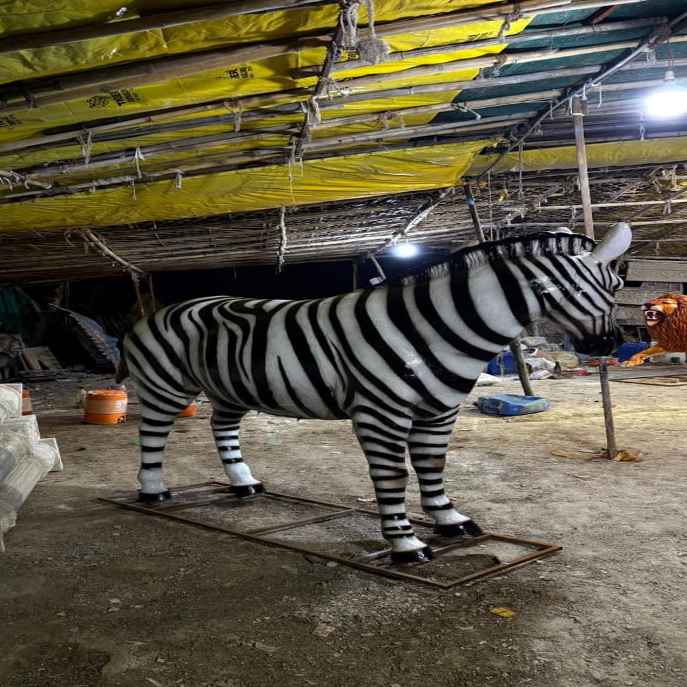 Fiber Zebra Statue - Color: Original