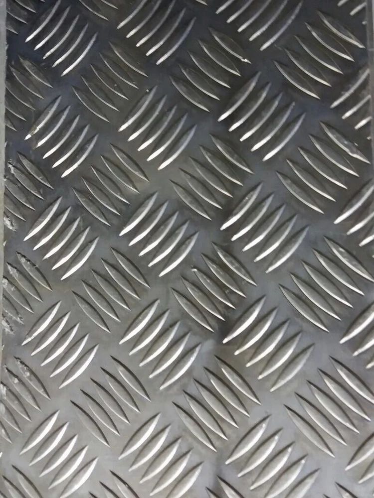 Aluminum Chequered Plate - Color: Silver