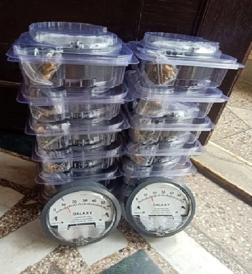GALAXY DIFFERENTIAL PRESSURE GAUGE From Daultabad Industrial Area Gurgaon Haryana