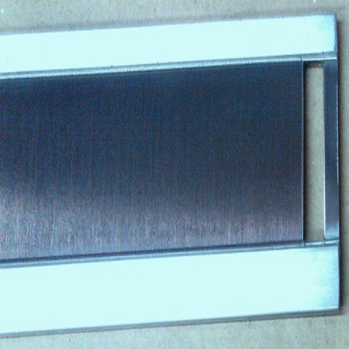 Metal Reed - Dimension (L*w*h): As Per Requirement Centimeter (Cm)