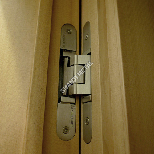 इटली में सॉस हिंज निर्यातक