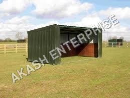 ग्रीन प्लास्टिक शेल्टर