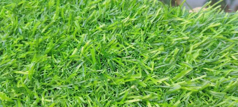 Green Astro Artificial Grass - Feature: Quick Drying