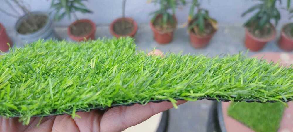 Green Astro Artificial Grass - Feature: Quick Drying