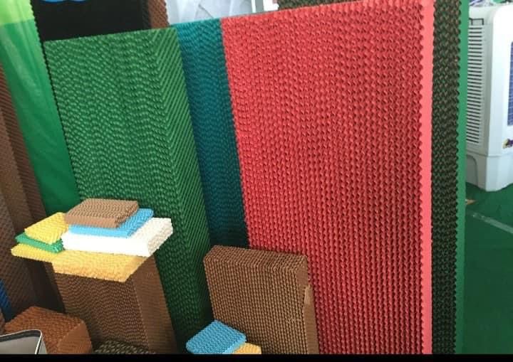 Honey comb cooling pad