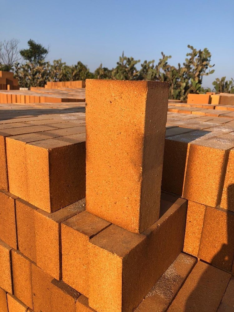 Fire Bricks - Compressive Strength: 20 A 60 Mpa Megapascals (Mpa )
