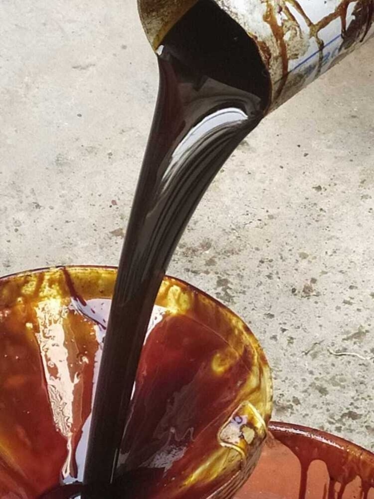 Sugarcane Molasses - Brix (%): 75 A 85A