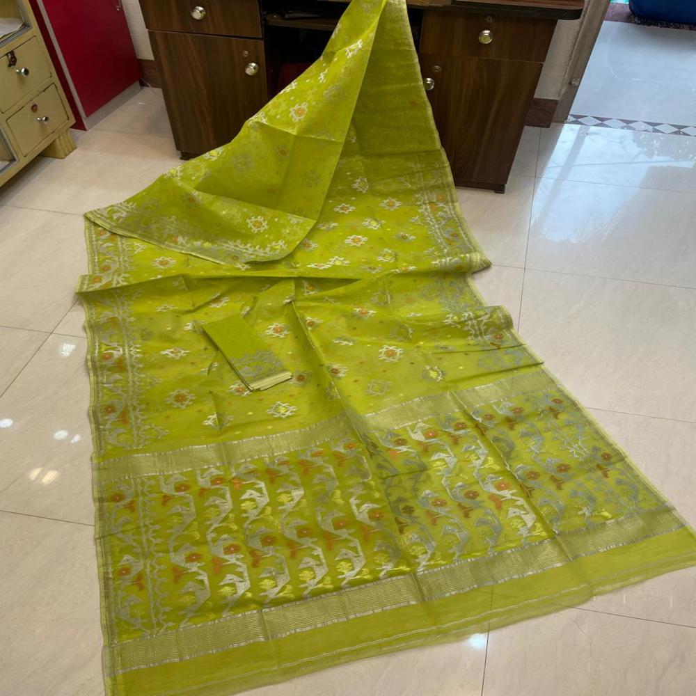 Handloom saree