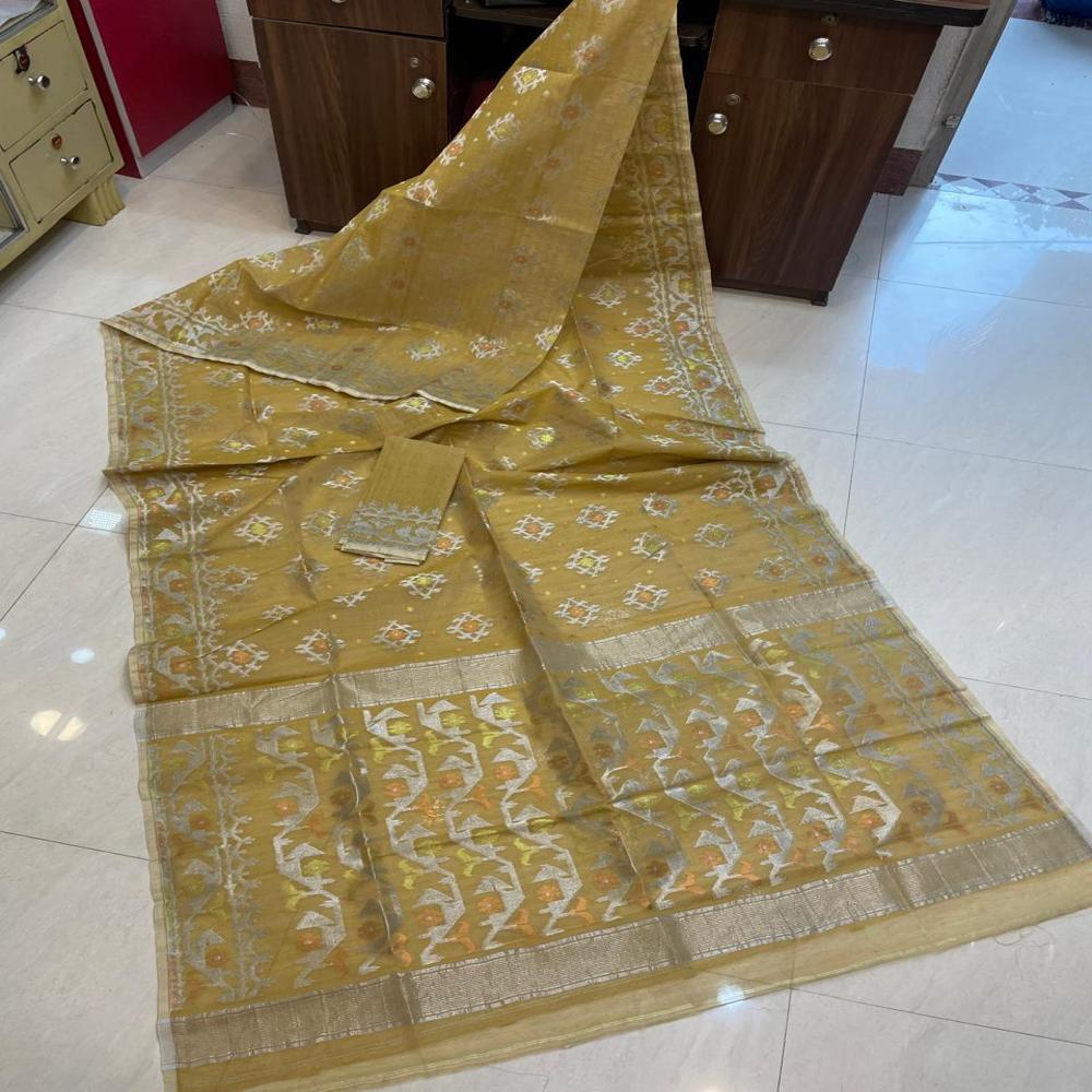 Handloom Saree - Color: Multi Colour
