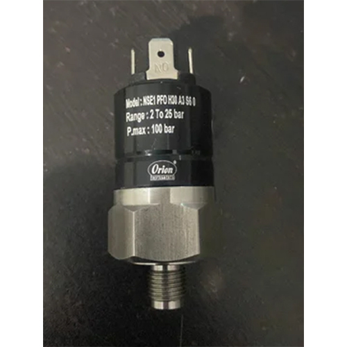 Pressure Switch - Color: Black
