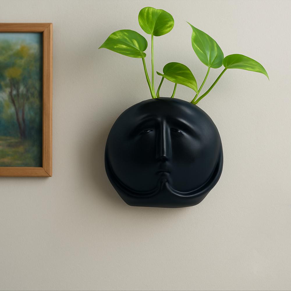 Ceramic Face Planter 4 - Color: Black