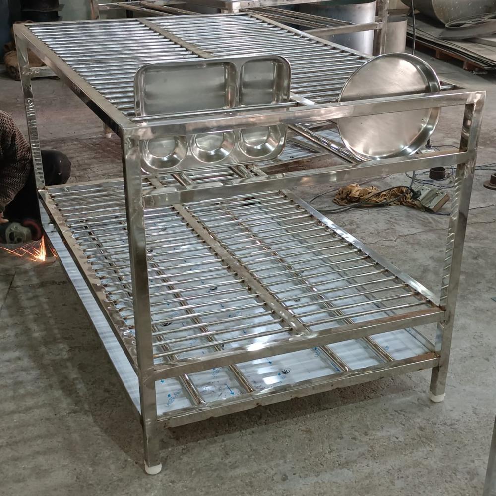 Ss Plate And Thali Rack - Color: Silver