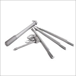 ब्लेड बोल्ट