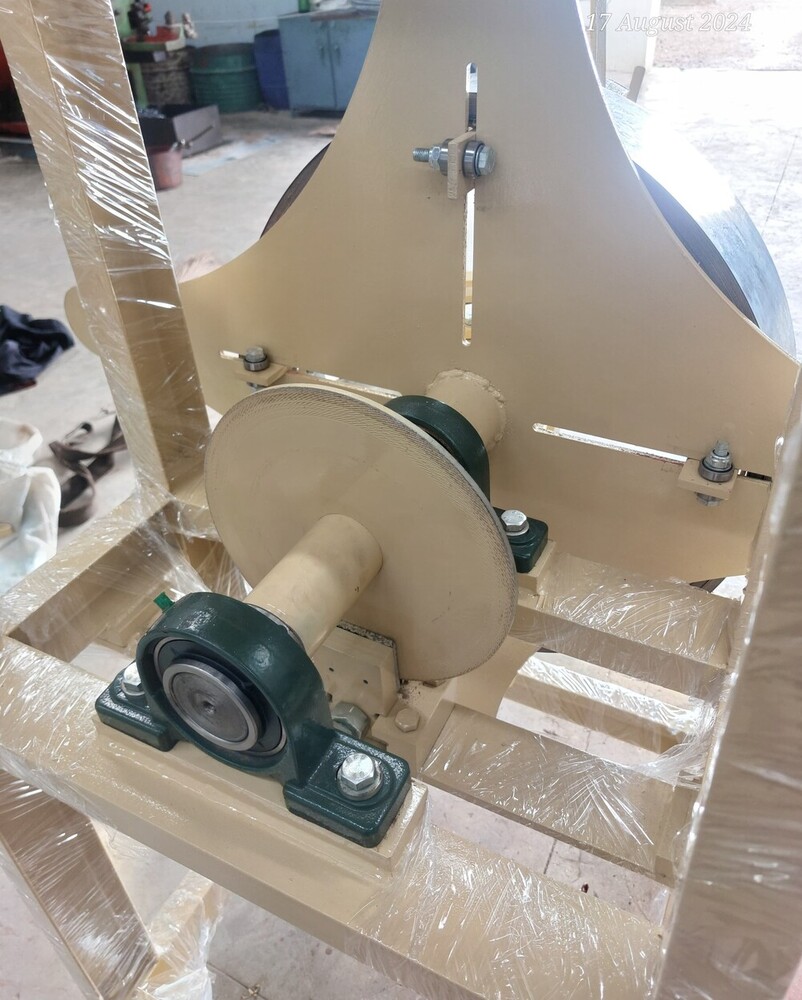 Movable Decoiler With Chain Hoist