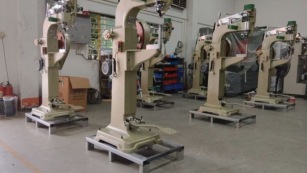 Luggage Bag Riveting Machine - Color: Olive Green