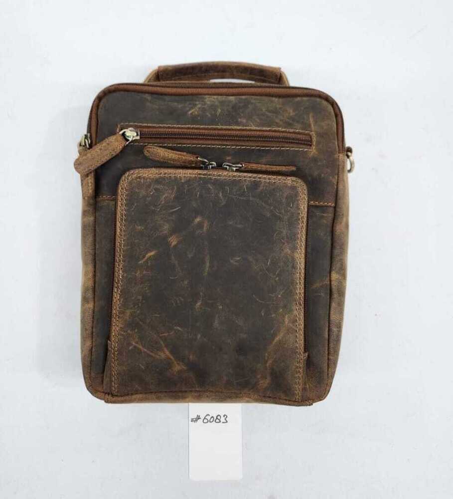 Handbag In Hunter - Color: Brown