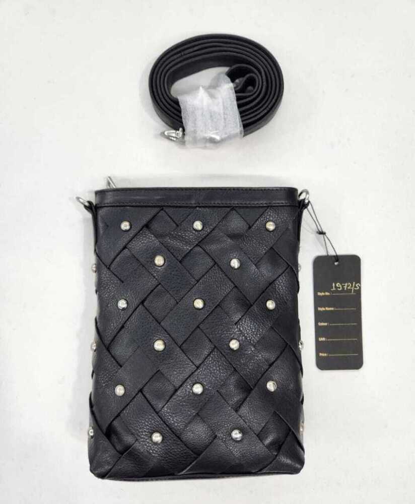 Handbag With Studs - Color: Black