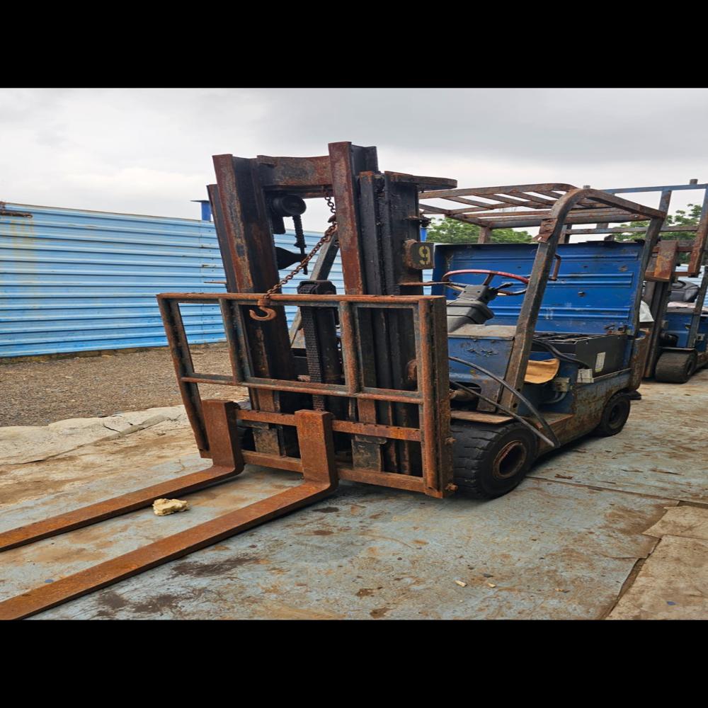 USED FORKLIFT