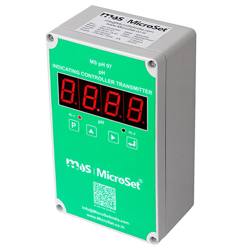 Online pH Indicating Controller Transmitter
