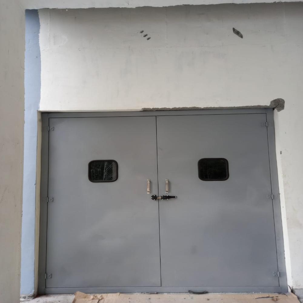 Sound Proof Door - Color: Green