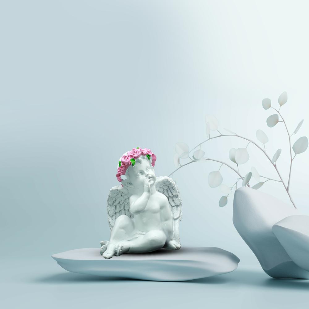 angel showpiece