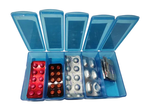 Blue Plastic Pill Storage Box - Color: Green