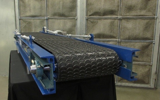 Magnetic Belt Conveyor - Color: Black And Blue