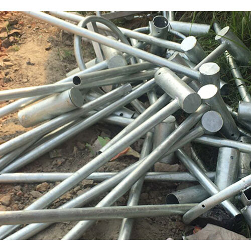 Single Arm Bracket - Color: Silver